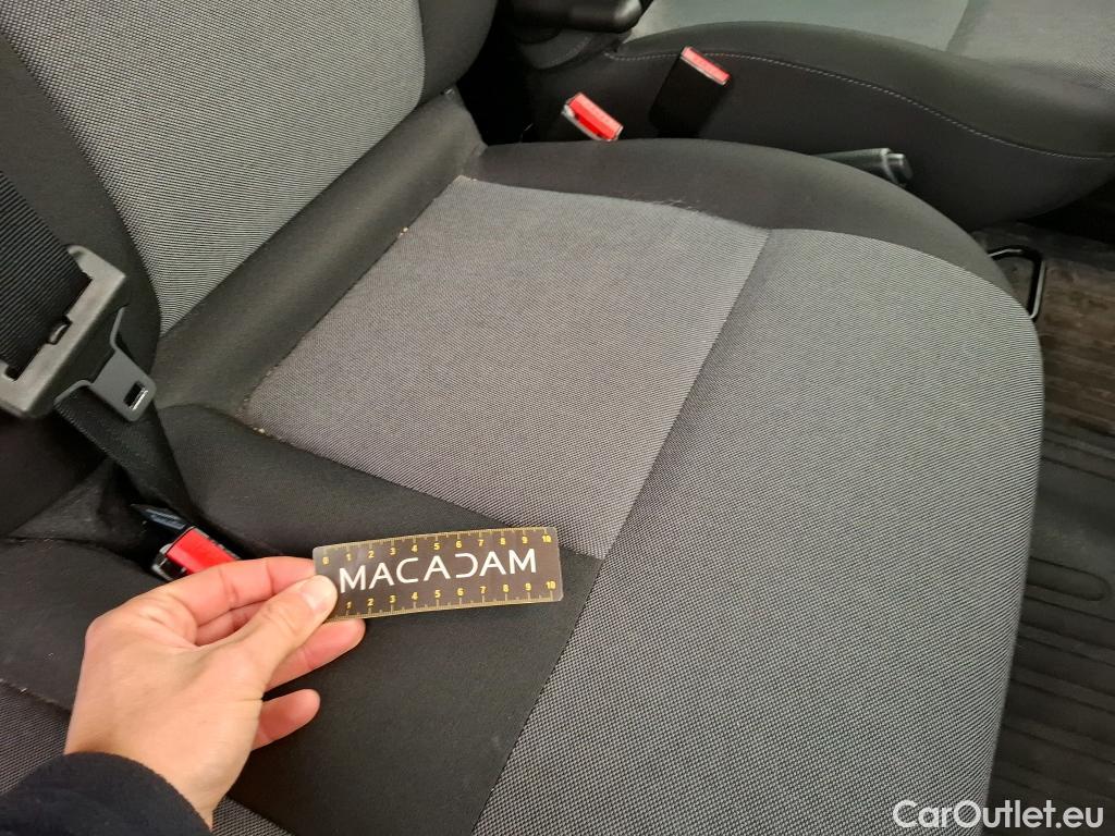  Renault  Master RENAULT   2019  4P  Fourgon tôlé FG Tr CF F3300 L2H2 Blue dCi 135 #14