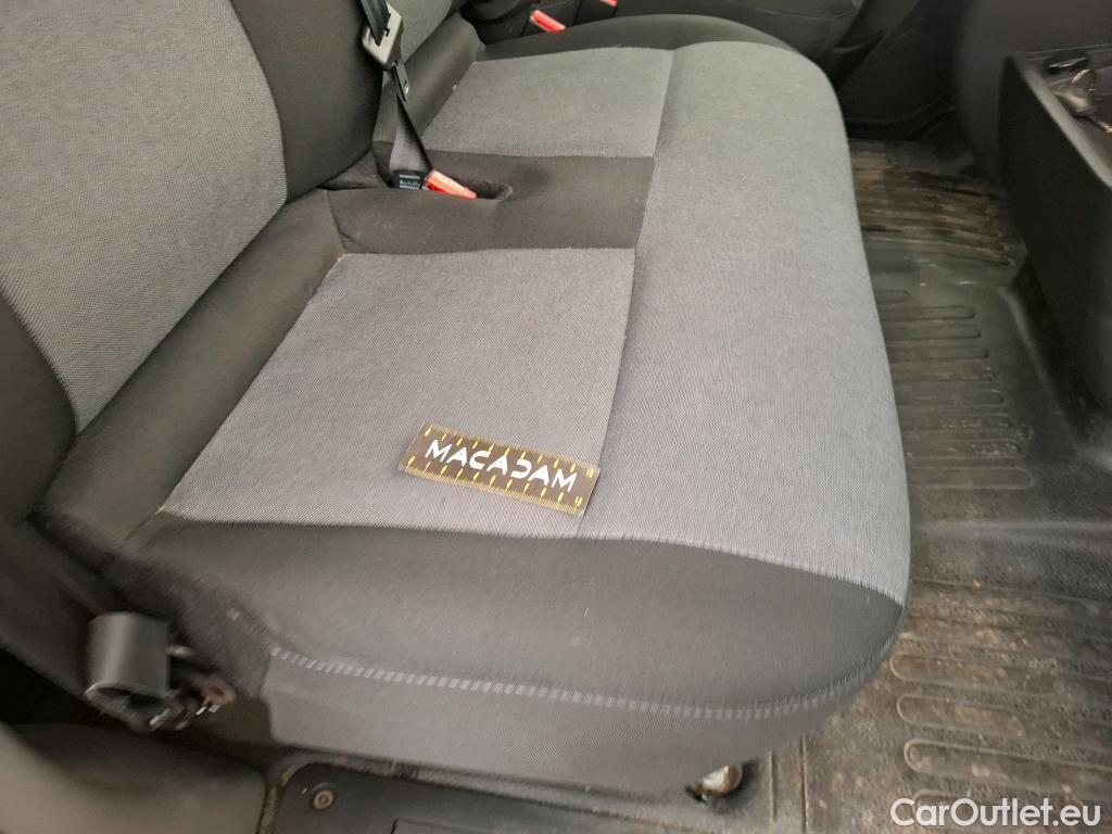  Renault  Master RENAULT   2019  4P  Fourgon tôlé FG Tr CF F3300 L2H2 Blue dCi 135 #13