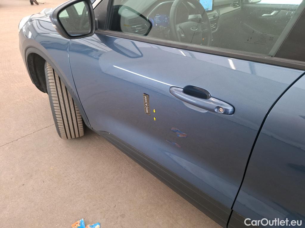  Ford  Kuga FORD  / 2019 / 5P / SUV 2.5 190 hybrid Flexifuel Pshift Titanium #1