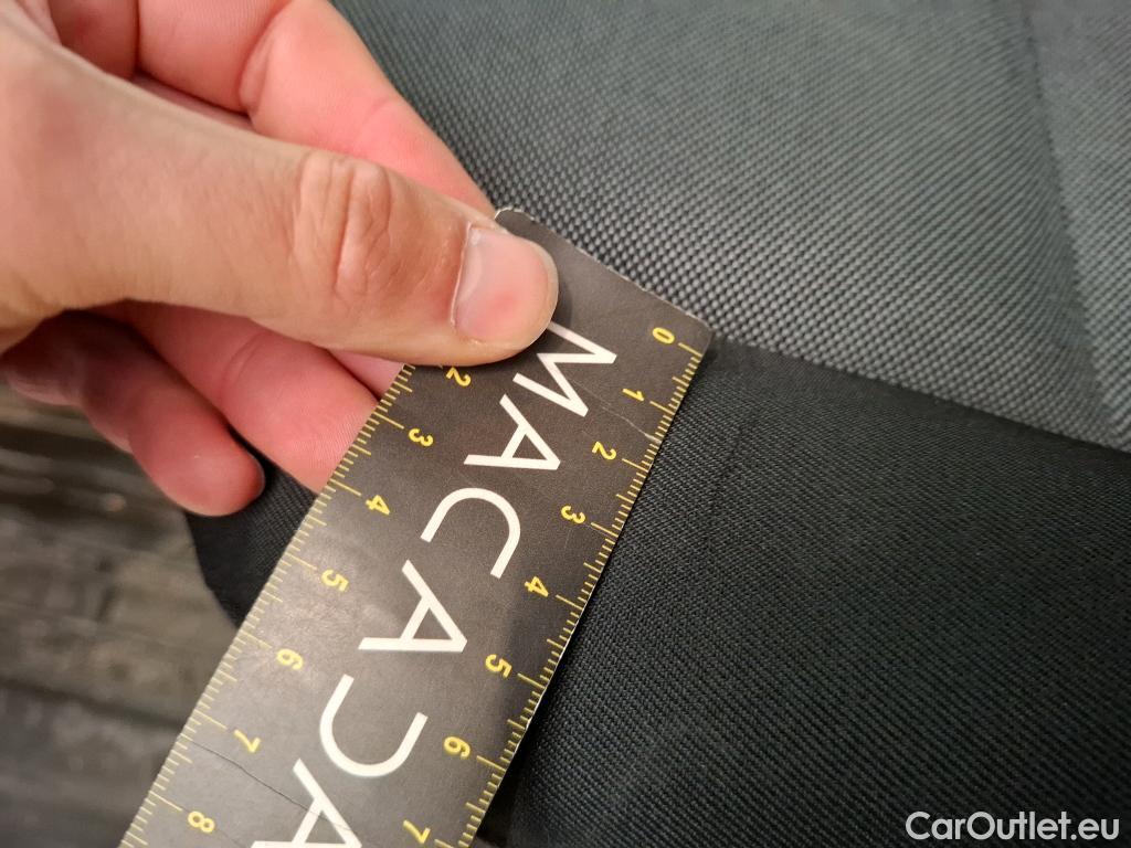  Renault  Master RENAULT   2019  4P  Fourgon tôlé FG Tr CF F3300 L2H2 Blue dCi 135 #24