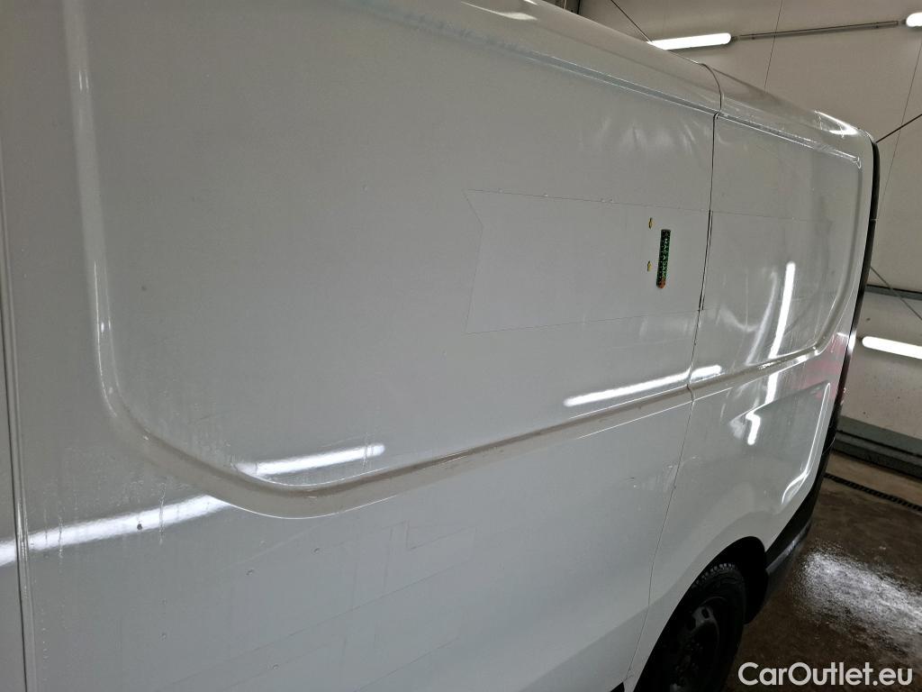  Renault  Trafic RENAULT  / 2019 / 4P / Fourgon tole FG GCF L1H1 1000 dCi 120 #62