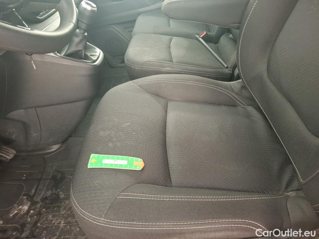  Renault  Trafic  Fourgon L2H1 3T Grand Confort 2.0 dCi 130CV BVM6 E6d #19