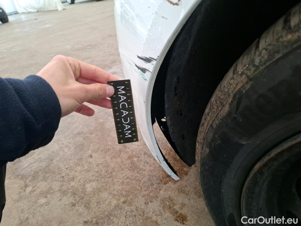  Peugeot  308  Premium Pack 1.6 HDi 100CV BVM5 E6 #8