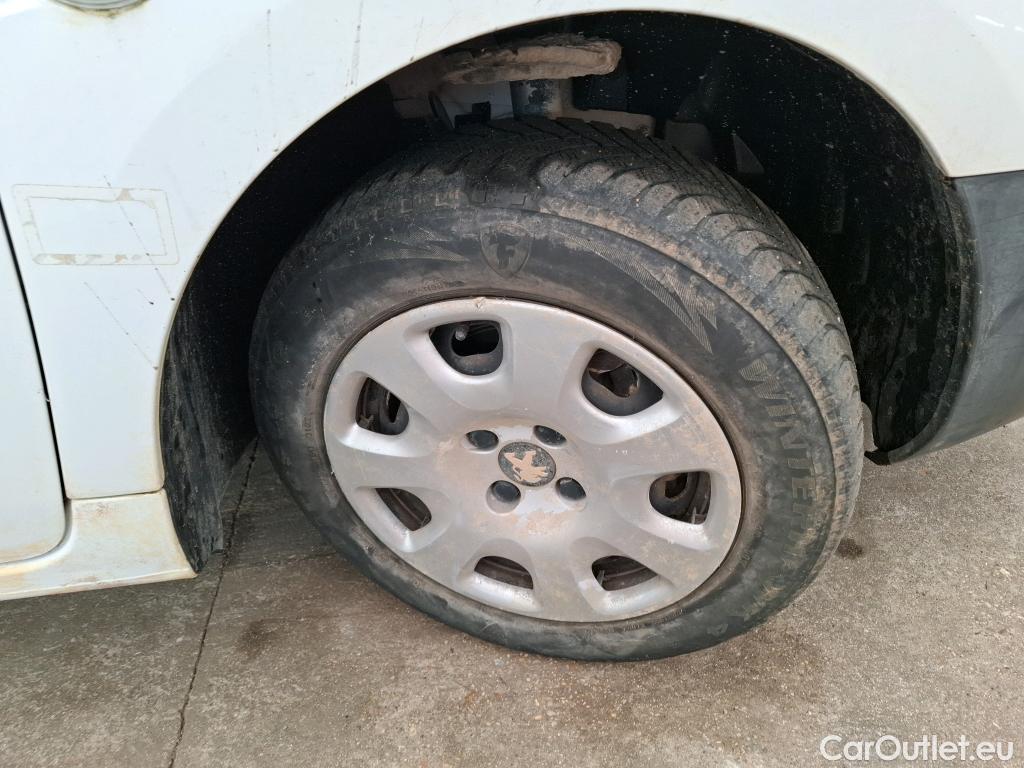  Peugeot  Partner  L1 Pack Clim NAV 1.6 HDi 90CV BVM5  #60