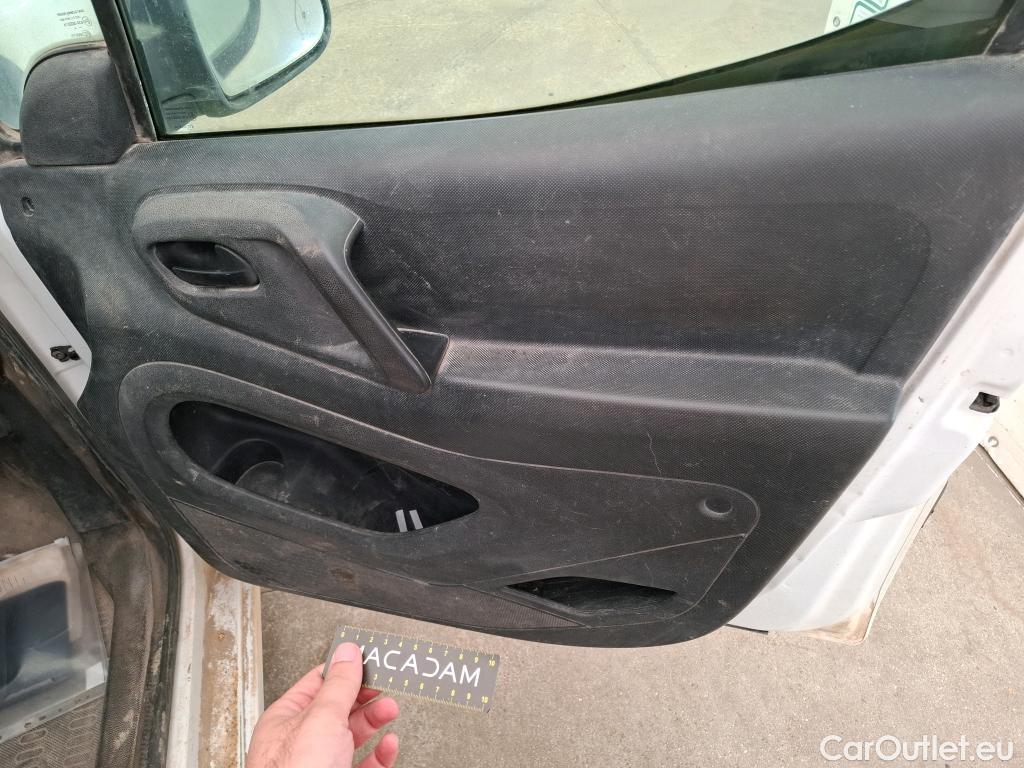  Peugeot  Partner  L1 Pack Clim NAV 1.6 HDi 90CV BVM5  #40