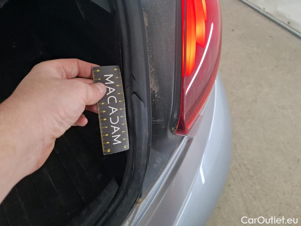  Peugeot  208  Affaire Premium Pack 1.5 HDi 100CV BVM6 E6dT #44