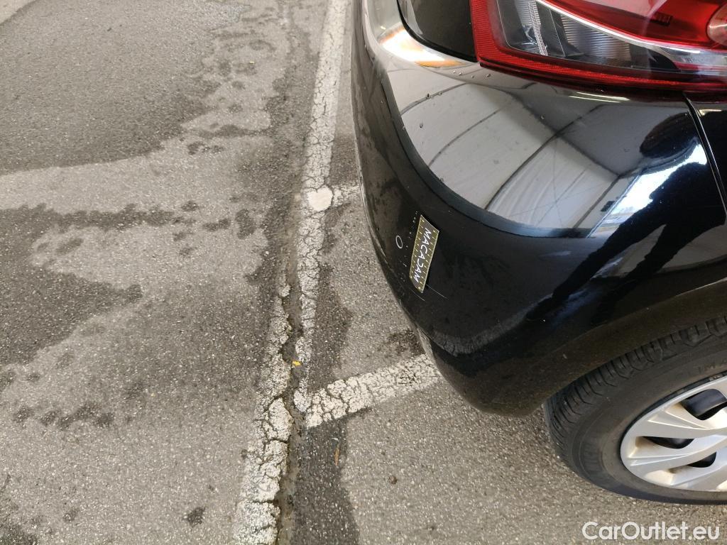  Peugeot  208  Affaire Premium Pack 1.5 HDi 100CV BVM5 E6dT #15