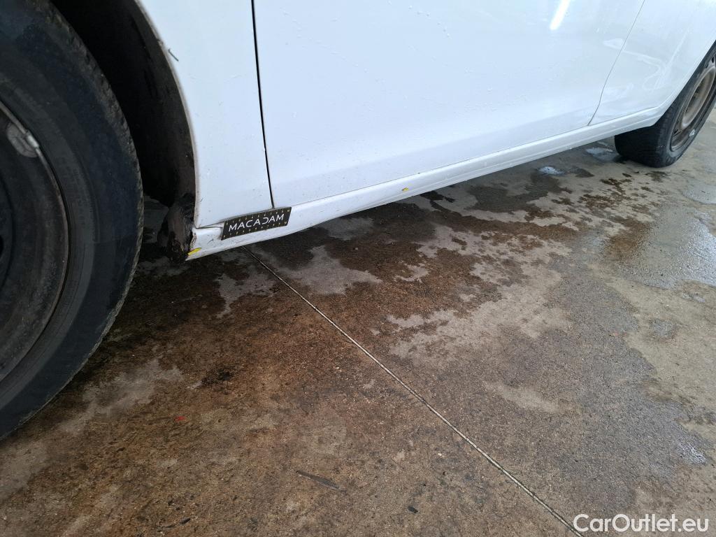  Peugeot  308  Premium Pack 1.6 HDi 100CV BVM5 E6 #22