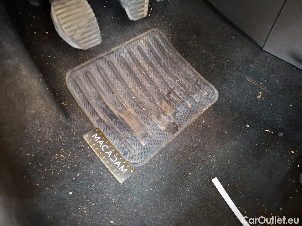  Peugeot  208  Affaire Premium Pack 1.5 HDi 100CV BVM6 E6dT #9