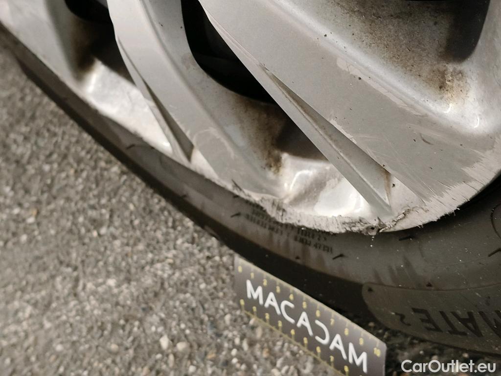  Peugeot  208  Affaire Premium Pack 1.5 HDi 100CV BVM5 E6dT #20