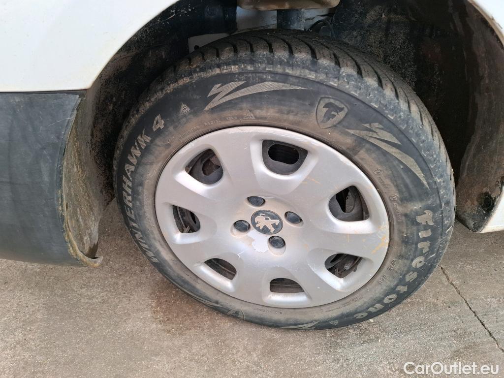  Peugeot  Partner  L1 Pack Clim NAV 1.6 HDi 90CV BVM5  #58