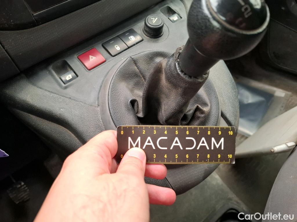  Peugeot  Partner  L1 Pack Clim NAV 1.6 HDi 90CV BVM5  #46