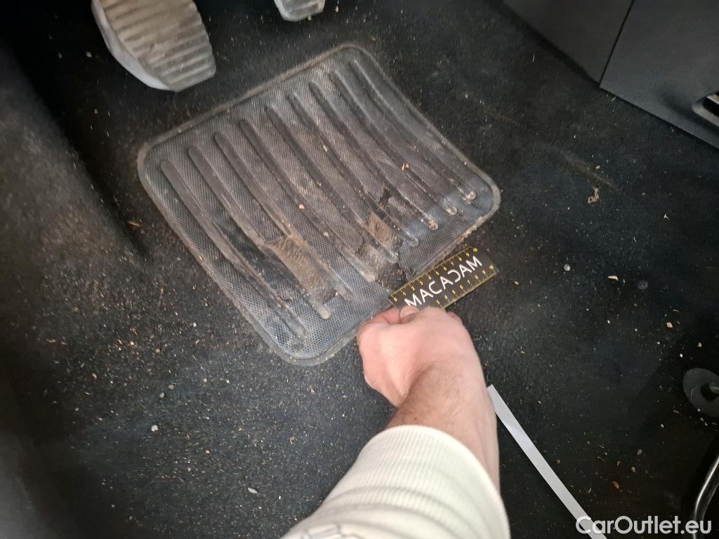  Peugeot  208  Affaire Premium Pack 1.5 HDi 100CV BVM6 E6dT #11