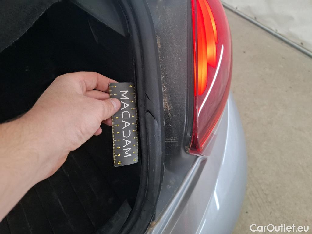  Peugeot  208  Affaire Premium Pack 1.5 HDi 100CV BVM6 E6dT #43