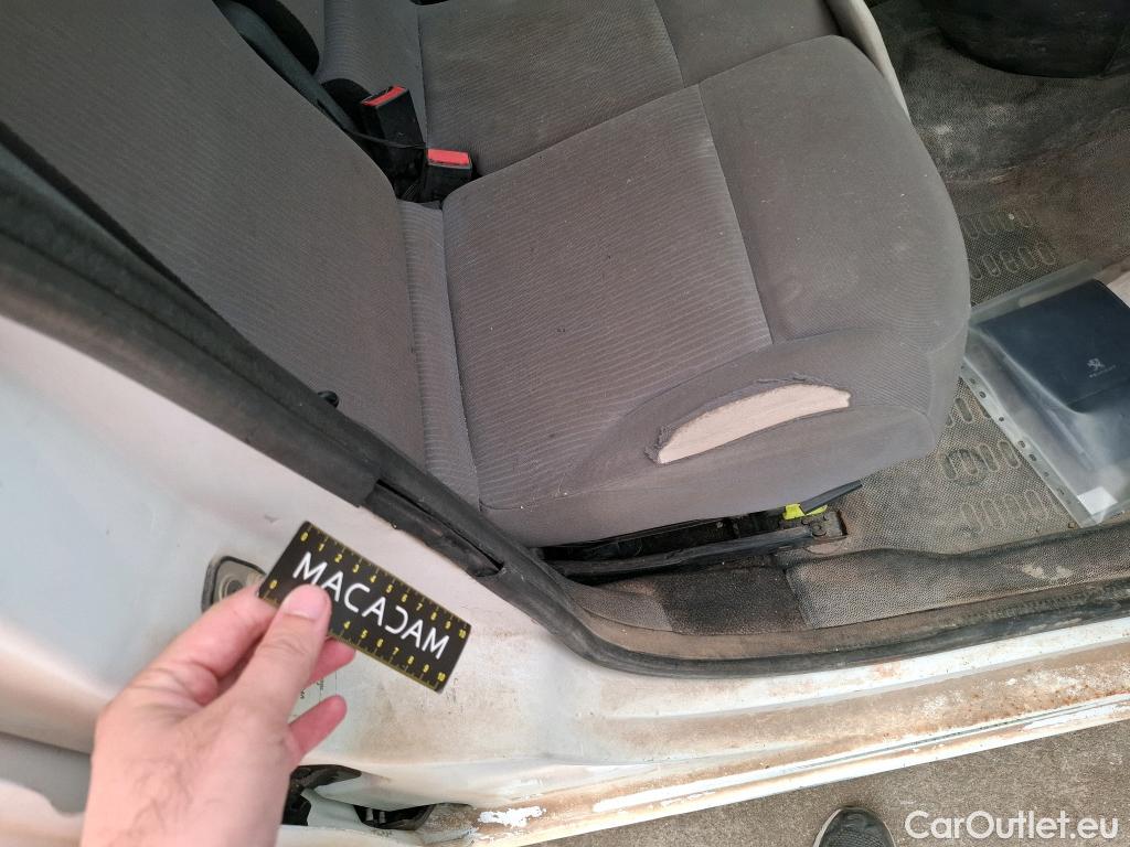  Peugeot  Partner  L1 Pack Clim NAV 1.6 HDi 90CV BVM5  #28