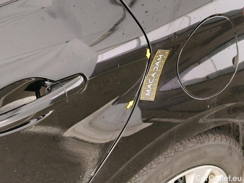  Peugeot  208  Affaire Premium Pack 1.5 HDi 100CV BVM5 E6dT #32