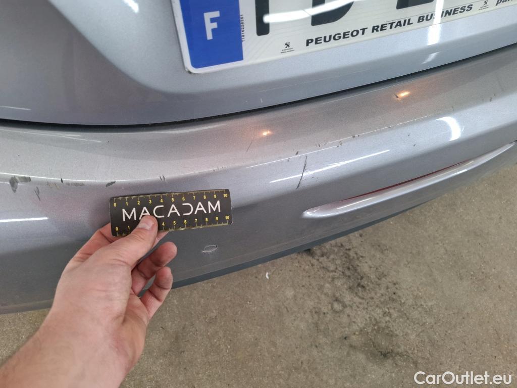  Peugeot  208  Affaire Premium Pack 1.5 HDi 100CV BVM6 E6dT #39