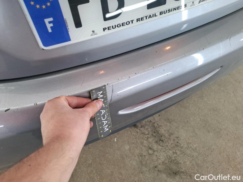  Peugeot  208  Affaire Premium Pack 1.5 HDi 100CV BVM6 E6dT #38