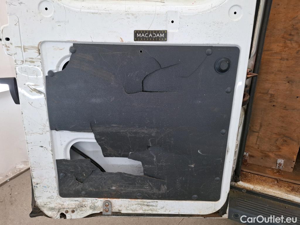  Citroen  Jumper CITROEN  VU 4p VNA 33 L2H2 HDI 130 Business fourgon tôlé #13