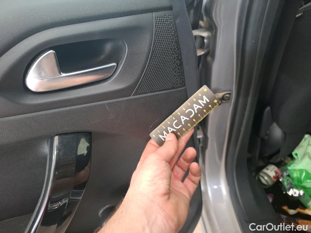  Peugeot  208  Affaire Premium Pack 1.5 HDi 100CV BVM6 E6dT #57