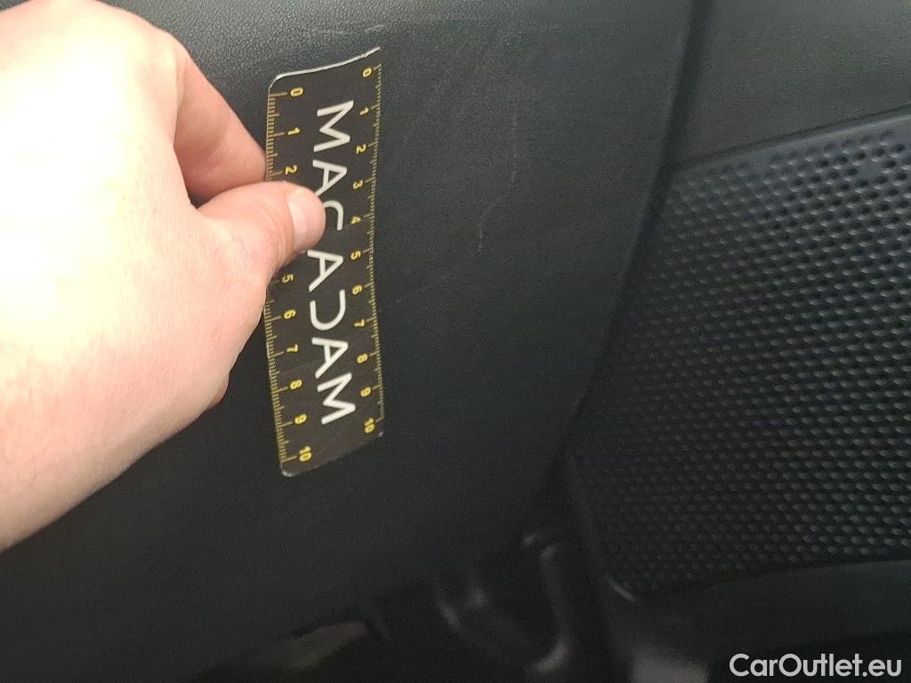  Peugeot  208  Affaire Premium Pack 1.5 HDi 100CV BVM6 E6dT #49