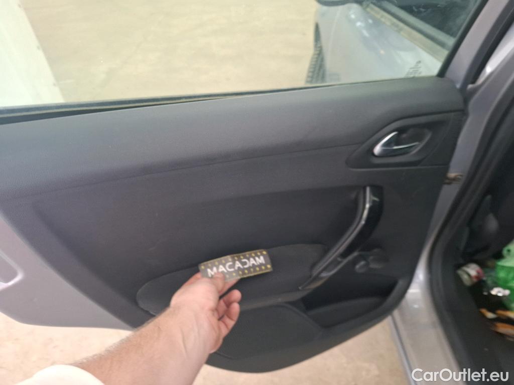  Peugeot  208  Affaire Premium Pack 1.5 HDi 100CV BVM6 E6dT #58