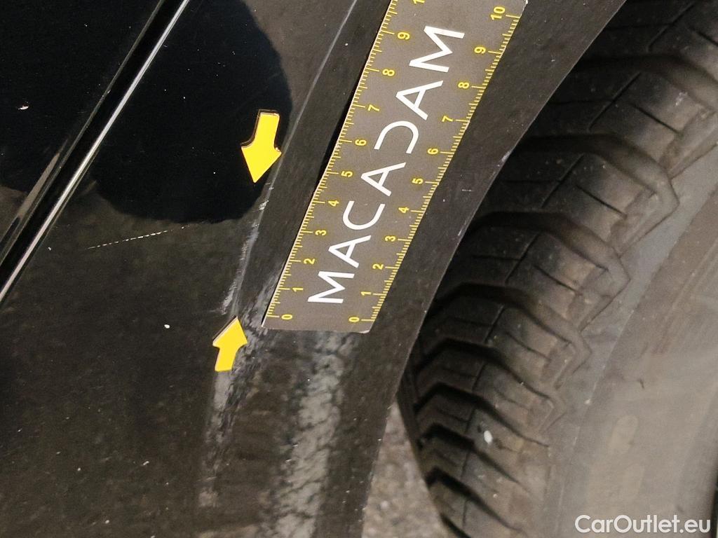  Peugeot  208  Affaire Premium Pack 1.5 HDi 100CV BVM5 E6dT #37