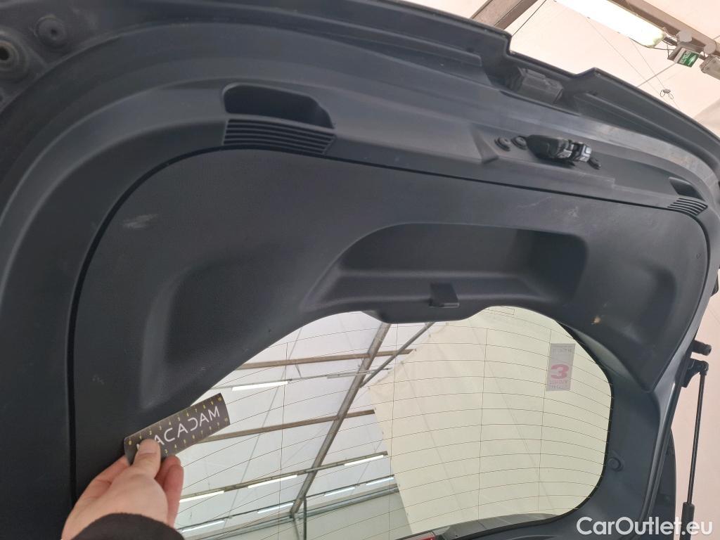  Toyota  Corolla TOYOTA  / 2018 / 5P / Berline Hybride 122h Dynamic Business Stage Acad #30