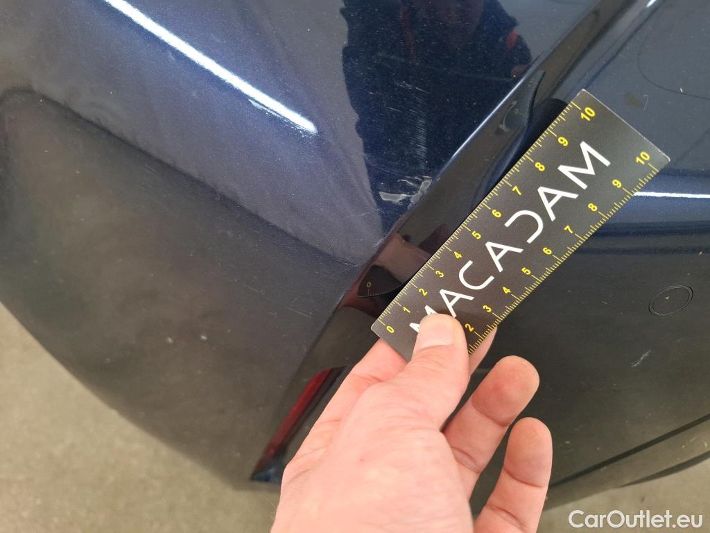  Toyota  Corolla TOYOTA  / 2018 / 5P / Berline Hybride 122h Dynamic Business Stage Acad #10