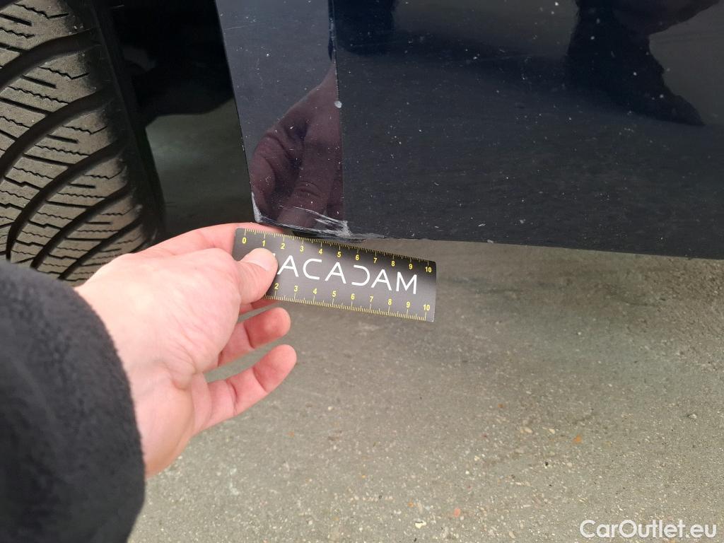  Toyota  Corolla TOYOTA  / 2018 / 5P / Berline Hybride 122h Dynamic Business Stage Acad #16