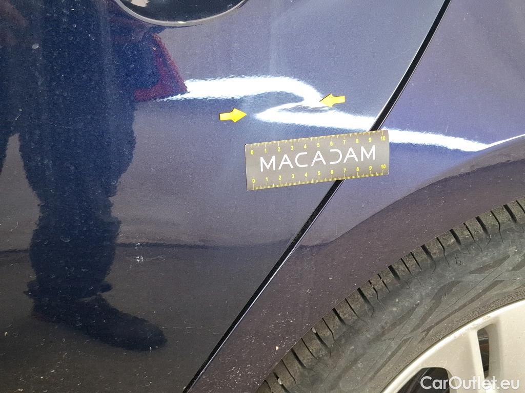  Toyota  Corolla TOYOTA  / 2018 / 5P / Berline Hybride 122h Dynamic Business Stage Acad #4