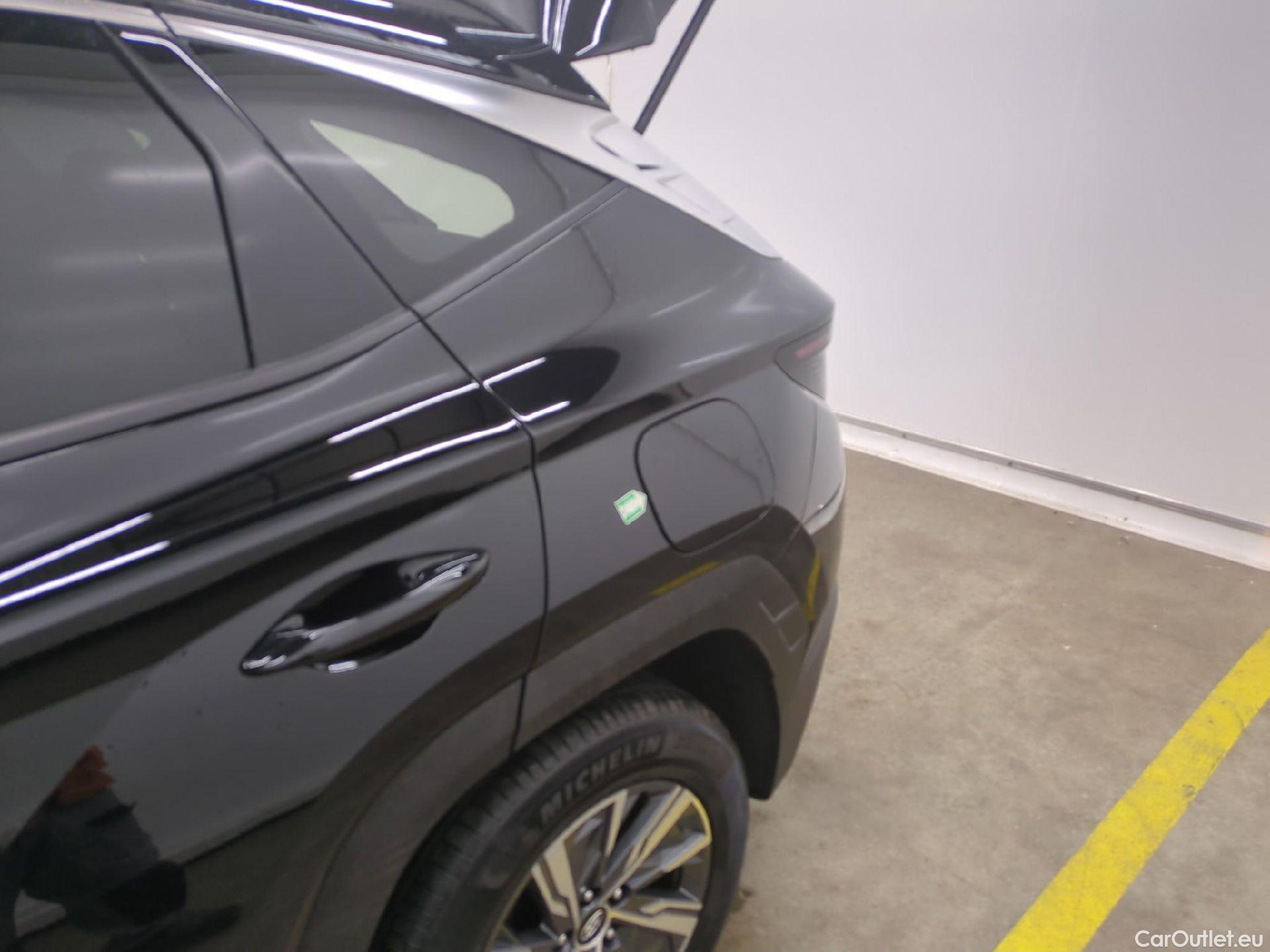  Hyundai  Tucson HYUNDAI  / 2020 / 5P / SUV 1.6 HYBRID 230 CREATIVE #7