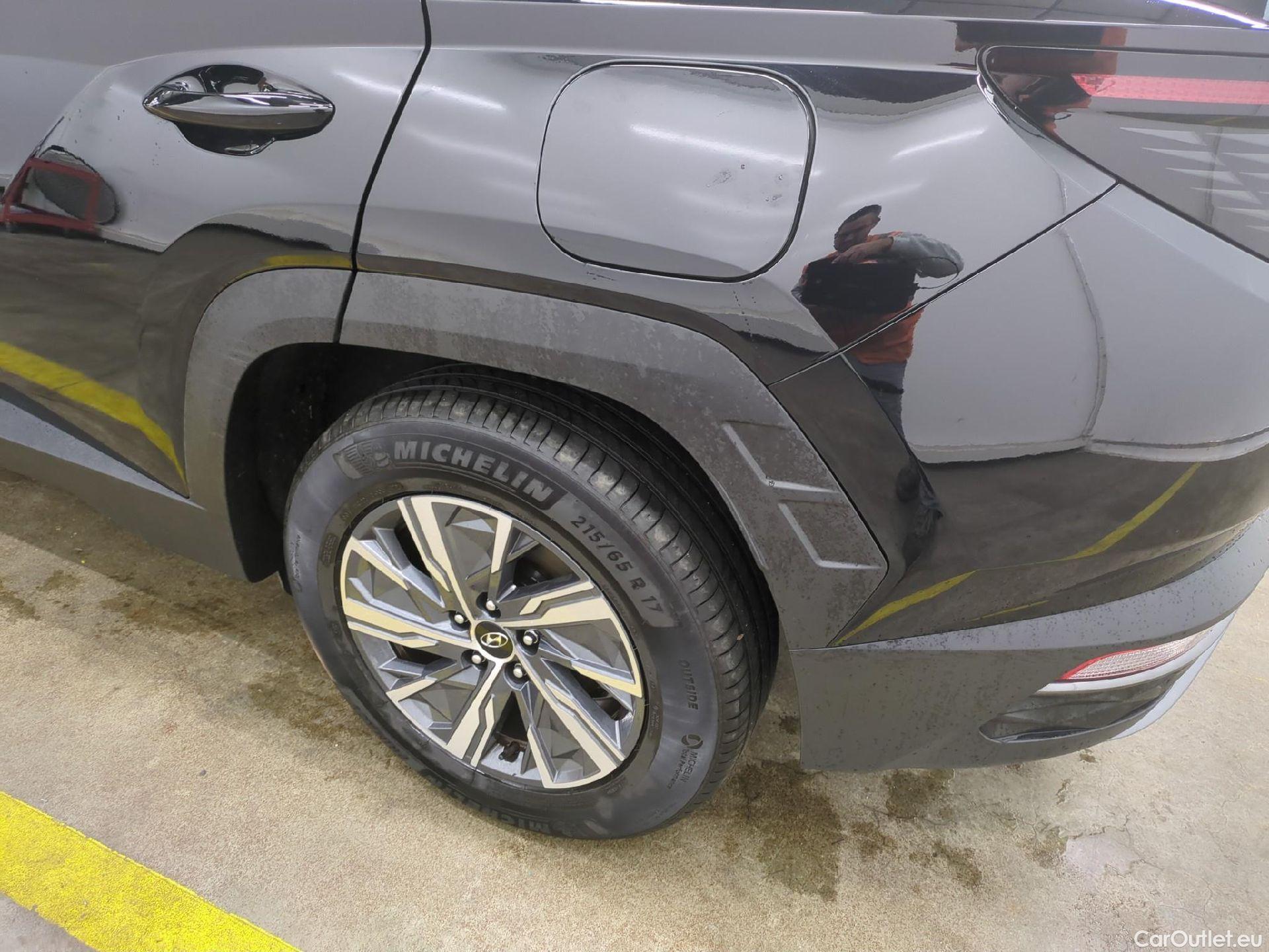  Hyundai  Tucson HYUNDAI  / 2020 / 5P / SUV 1.6 HYBRID 230 CREATIVE #15