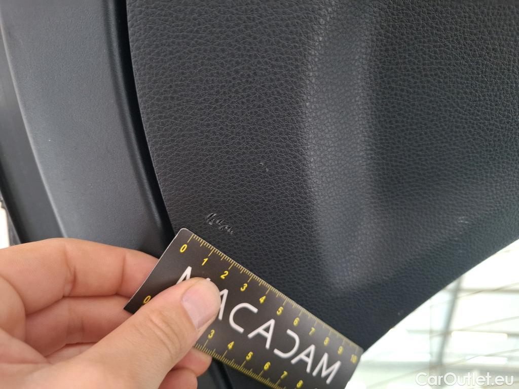  Toyota  Corolla TOYOTA  / 2018 / 5P / Berline Hybride 122h Dynamic Business Stage Acad #33