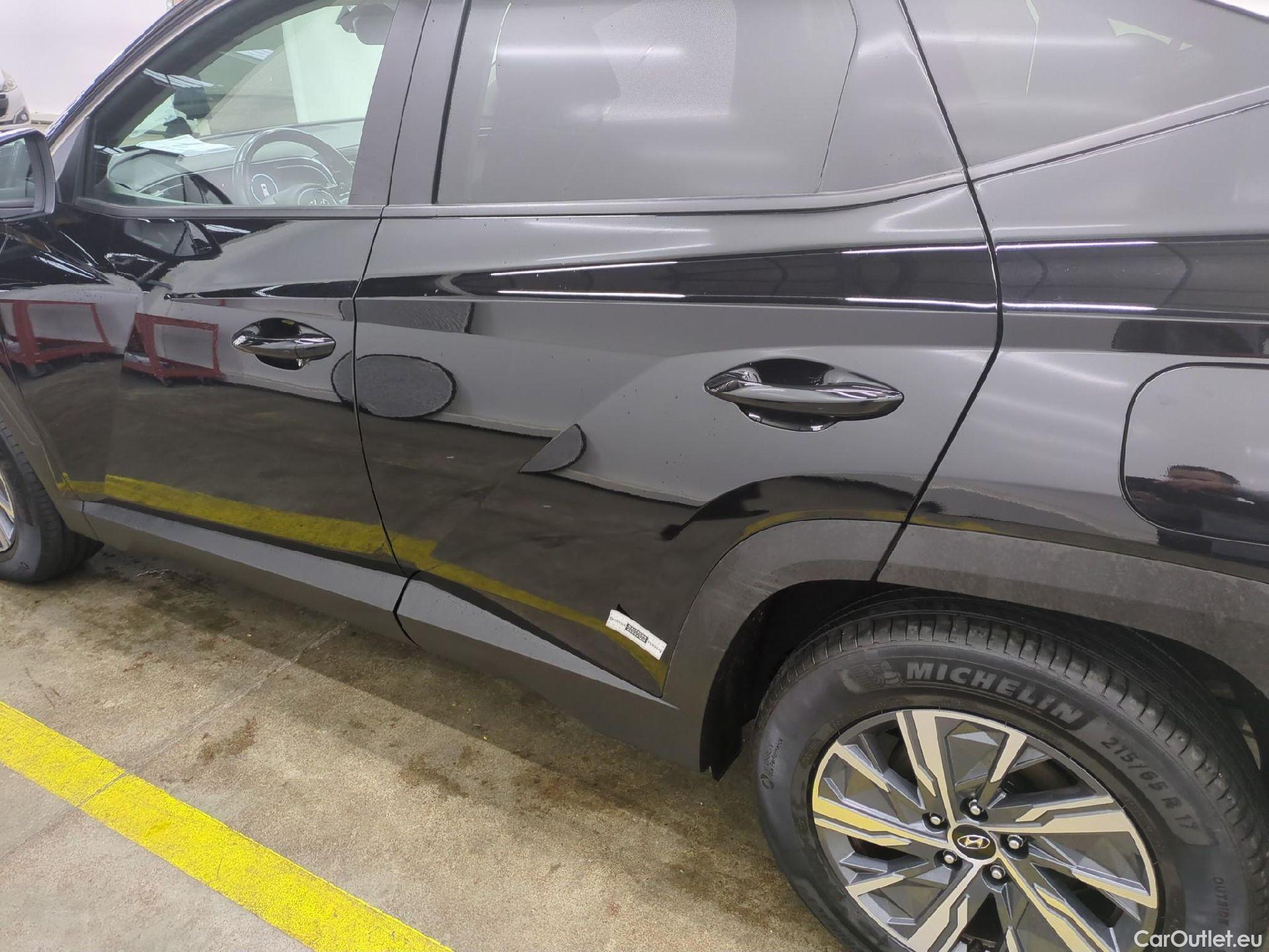  Hyundai  Tucson HYUNDAI  / 2020 / 5P / SUV 1.6 HYBRID 230 CREATIVE #3