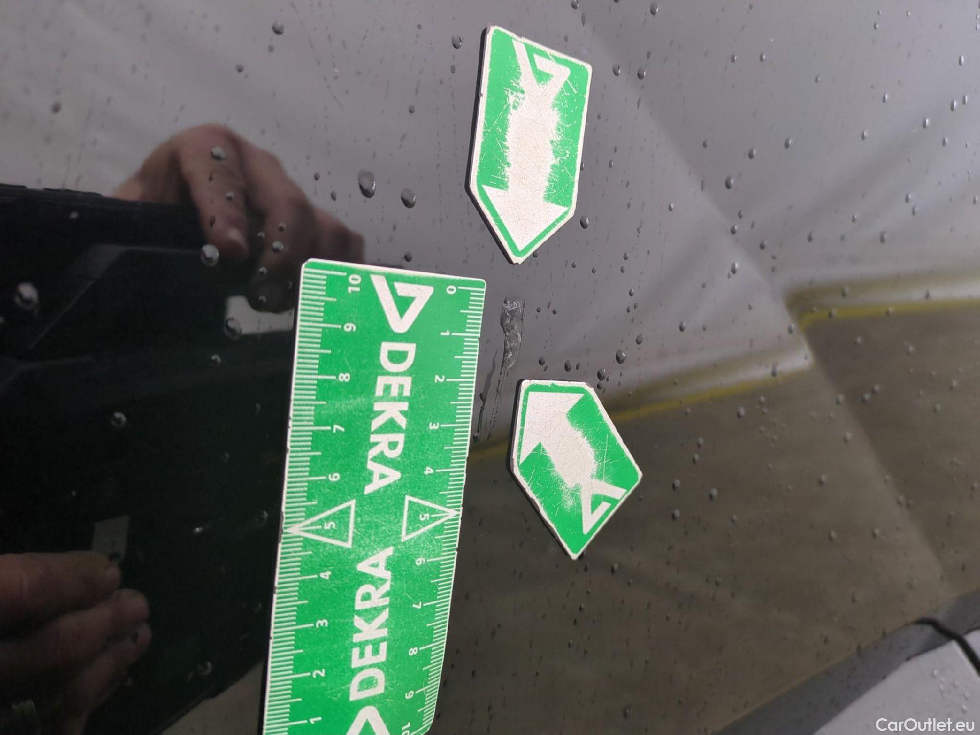  Hyundai  Tucson HYUNDAI  / 2020 / 5P / SUV 1.6 HYBRID 230 CREATIVE #8