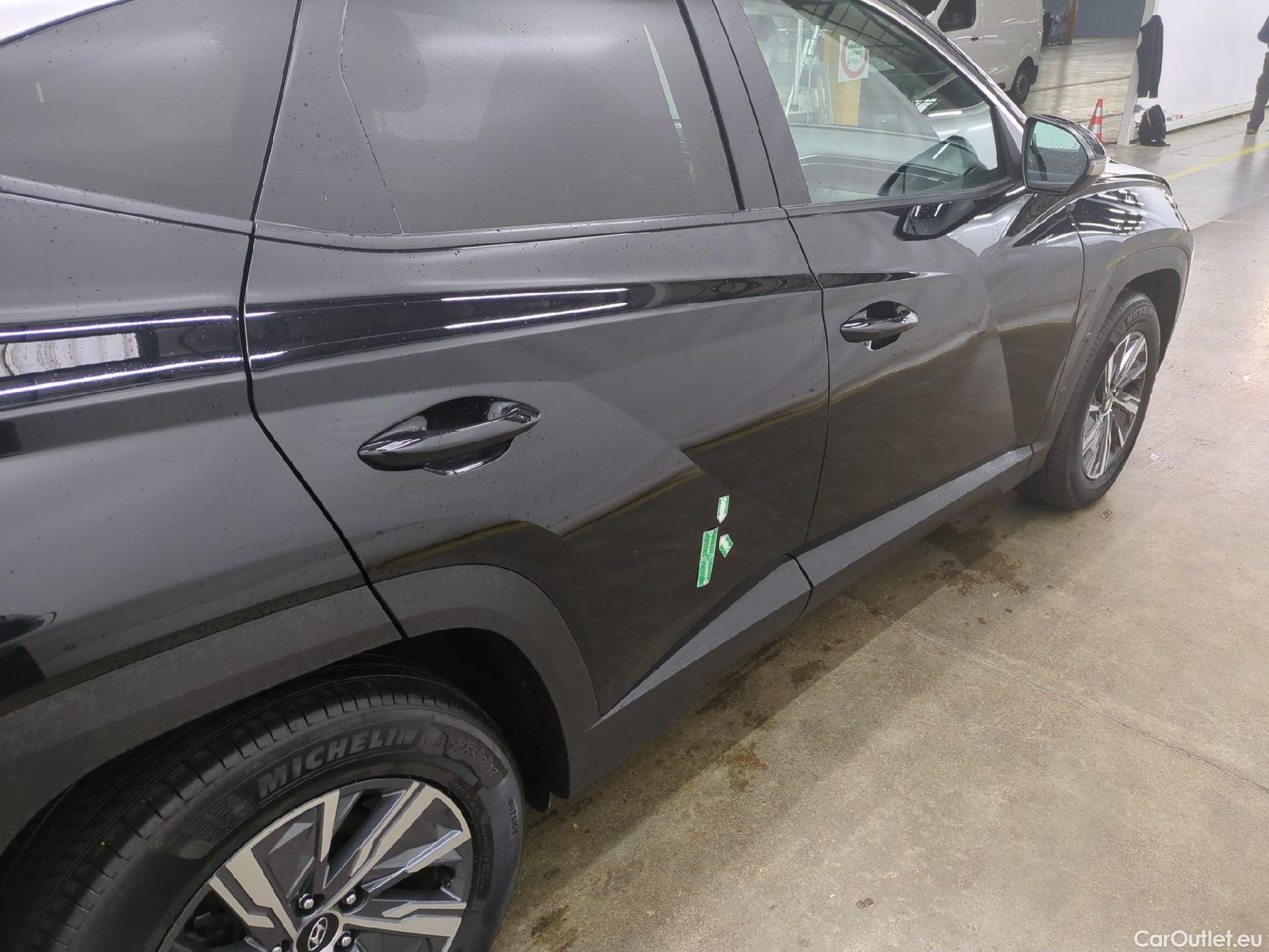  Hyundai  Tucson HYUNDAI  / 2020 / 5P / SUV 1.6 HYBRID 230 CREATIVE #9