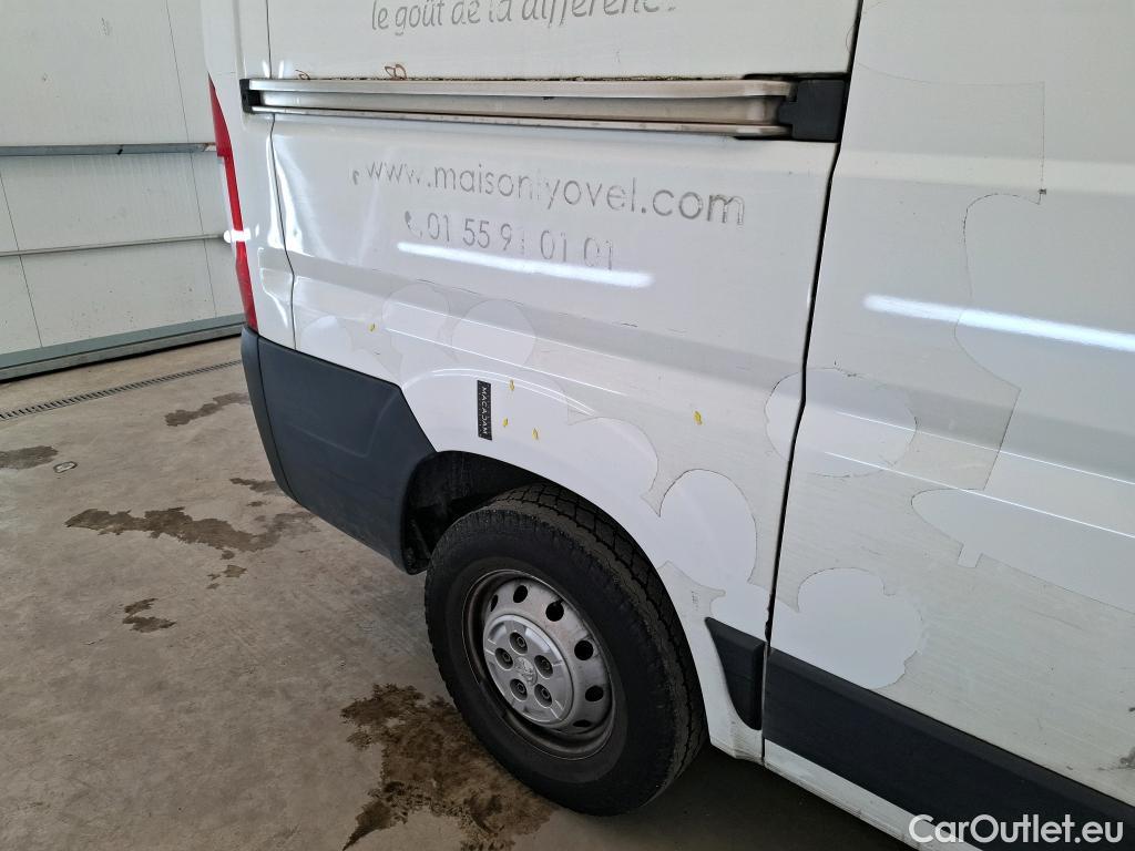  Peugeot  Boxer PEUGEOT  VU 4p Fourgon BLUEHDI 110 PREMIUM 330 L1H1 #1