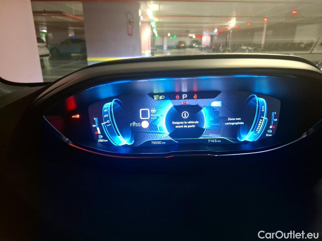  Peugeot  3008 PEUGEOT  / 2016 / 5P / SUV Hybrid4 300 e-EAT8 GT #11