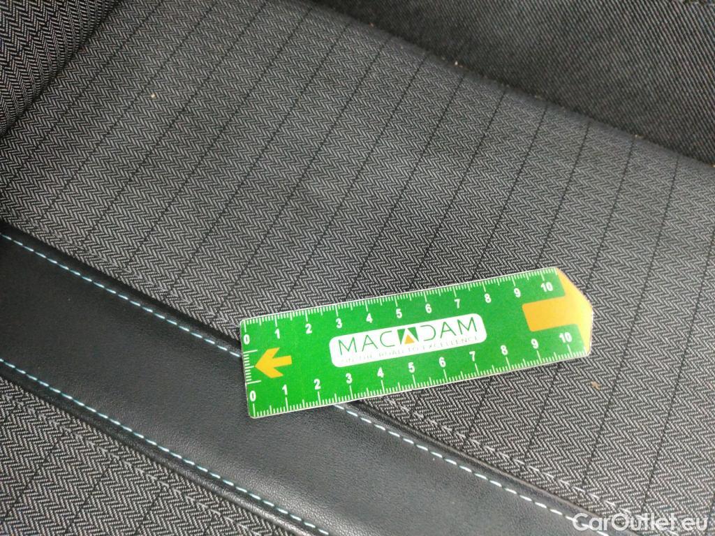  Peugeot  2008  Allure Business 1.2 PureTech 130CV BVA8 E6d #42