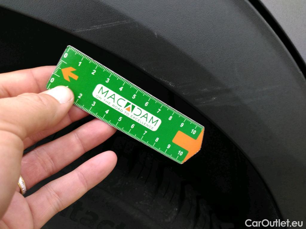  Peugeot  2008  Allure Business 1.2 PureTech 130CV BVA8 E6d #52