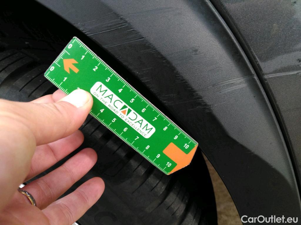  Peugeot  2008  Allure Business 1.2 PureTech 130CV BVA8 E6d #56