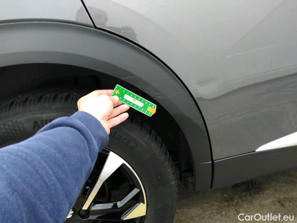  Peugeot  2008  Allure Business 1.2 PureTech 130CV BVA8 E6d #51