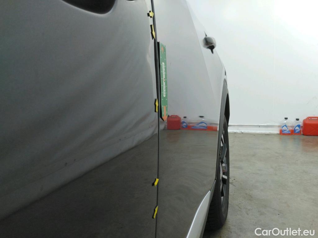  Peugeot  2008  Allure Business 1.2 PureTech 130CV BVA8 E6d #10