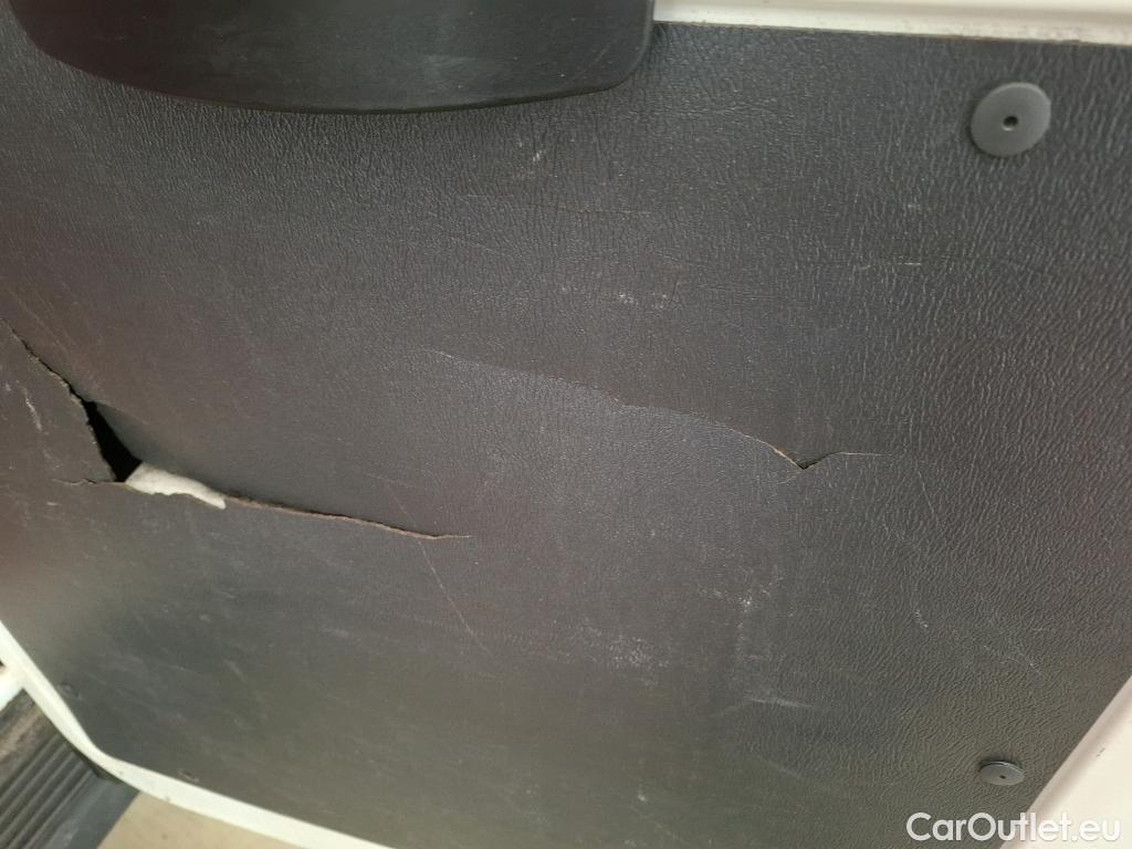  Peugeot  Boxer PEUGEOT  VU 4p Fourgon BLUEHDI 110 PREMIUM 330 L1H1 #54