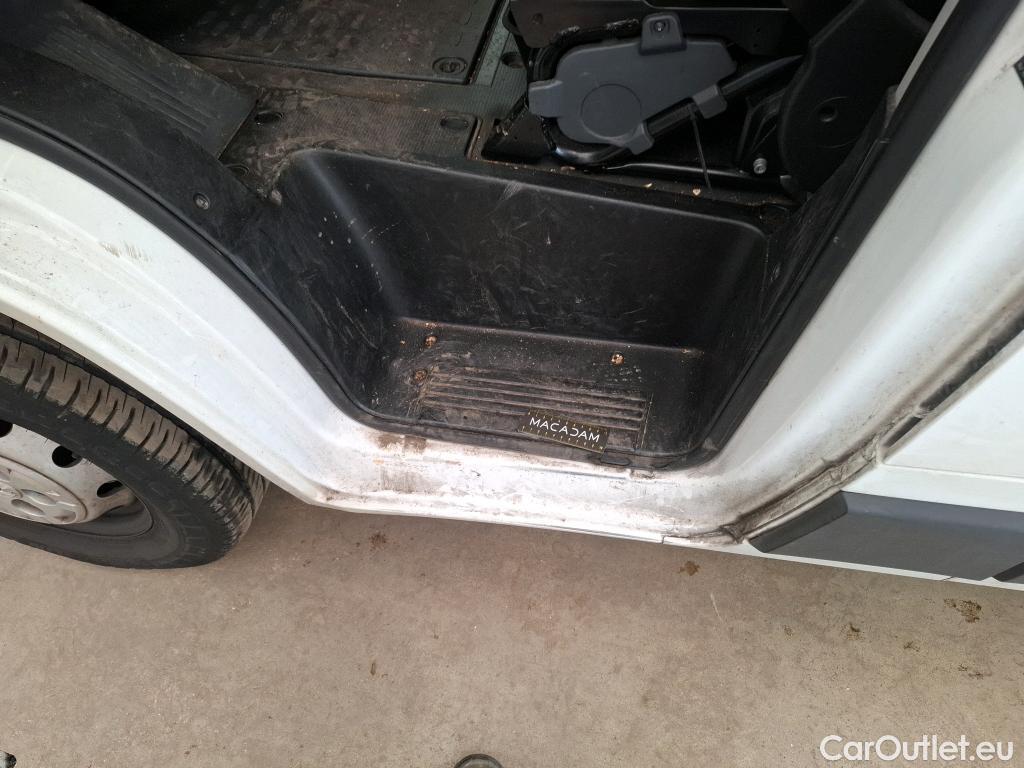  Peugeot  Boxer PEUGEOT  VU 4p Fourgon BLUEHDI 110 PREMIUM 330 L1H1 #50