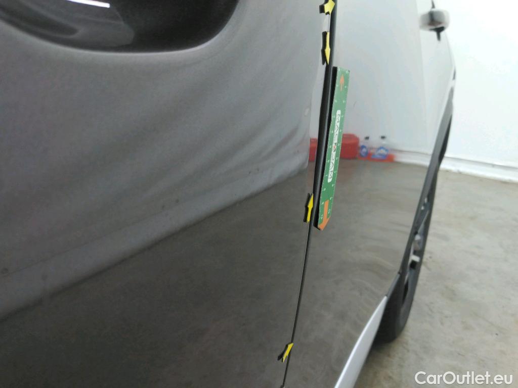  Peugeot  2008  Allure Business 1.2 PureTech 130CV BVA8 E6d #9