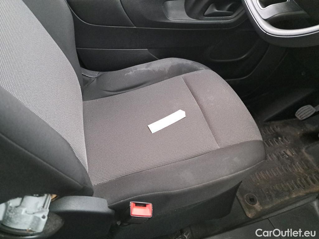  Citroen  Berlingo CITROEN  / 2018 / 4P / Fourgonnette M 650kg BlueHDi 75 S&S BVM Club #10