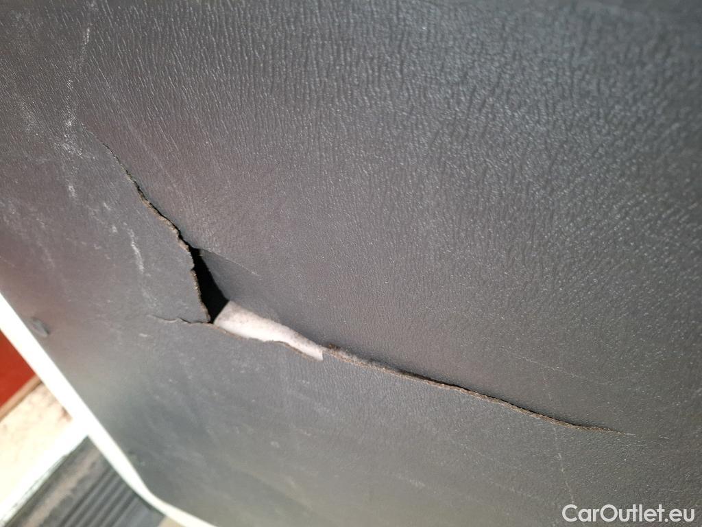  Peugeot  Boxer PEUGEOT  VU 4p Fourgon BLUEHDI 110 PREMIUM 330 L1H1 #53