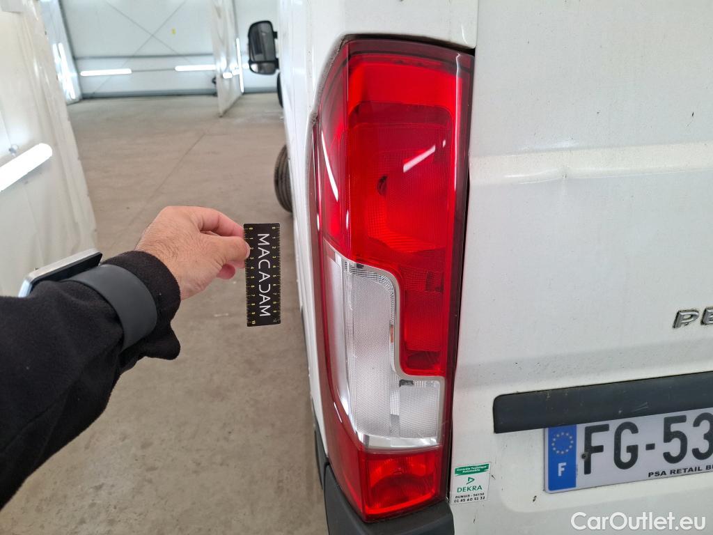  Peugeot  Boxer PEUGEOT  VU 4p Fourgon BLUEHDI 110 PREMIUM 330 L1H1 #26